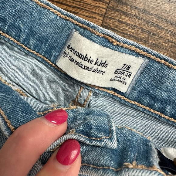 Girls Shorts - 4 pairs of shorts - J Crew, Abercrombie and Nordstrom - size 8 - Picture 4 of 7